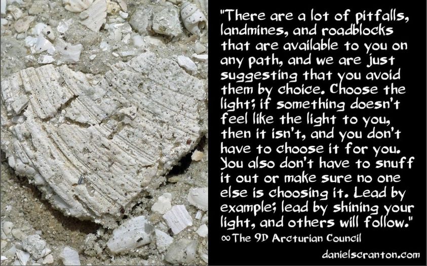 „Stolpersteine auf dem Pfad der erwachten Seelen“ ∞ Daniel Scranton