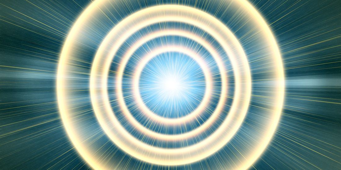 Lisa T. Brown: “Wir bewegen uns in die Sternen-Tor-Ausrichtung … Die alten Mechanismen kollabieren, wodurch massive Verschiebungen in WARP-Geschwindigkeit stattfinden … Es geschieht Vereinigung auf einer viel höher dimensionalen Zeitachse … Dein Licht ist deine NEUE Währung“ vom 23.09.2018