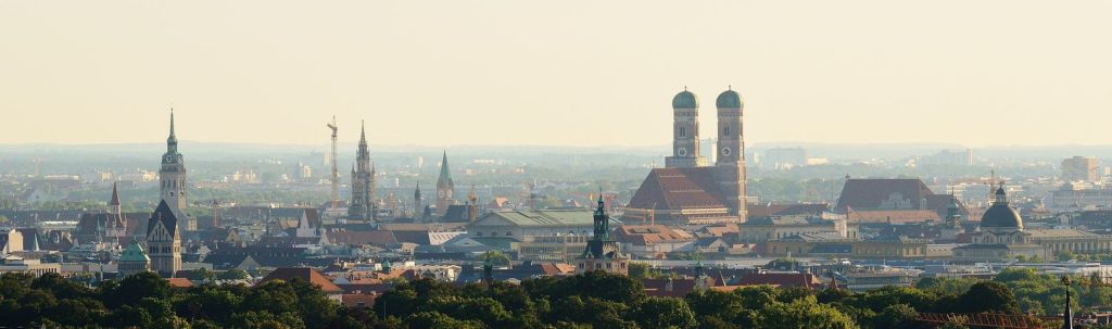 Roswitha / Der Weg in die fünfte Dimension / Experiment in FÜNF Teilen, Part 3: „Alle Schatten werden zu Licht …“