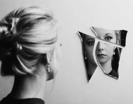 Selbstzerstörung vs. Wachstum“, Jennifer Farley