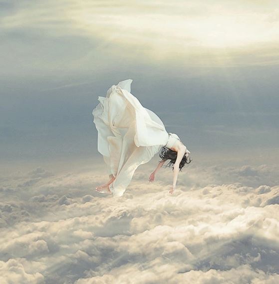 „Freier Fall“, Jennifer Farley