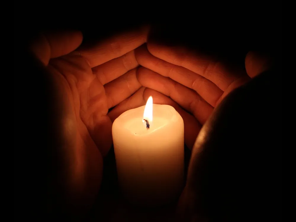 Lichtschrift – Meditation  ~ Eintauchen in den Friedenstrahl des Lichts. Stina Gova