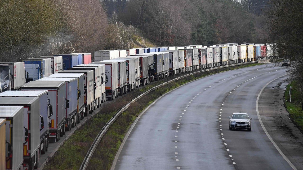 So ein Pech aber auch … da gibt es eine deutschlandweite LKW-Blockade und gerade dann werden sämtliche Verkehrskameras abgeschalten