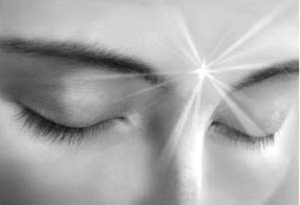 Jennifer Farley: Fried.licht.e Stille. 30.06.2022