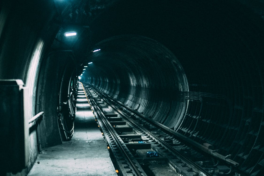 Allerlei … TUNNELBLICKE: Stuttgart 21 I Frau Schlesinger