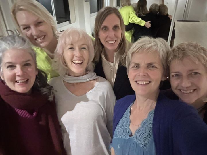 HEIMKEHR: Amanda Lorence in Glastonbury