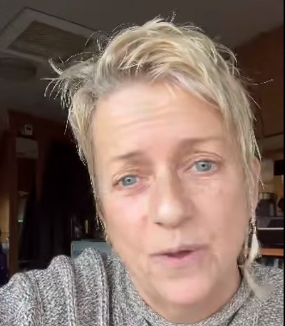 Persönliche Mitteilung. Amanda Lorence