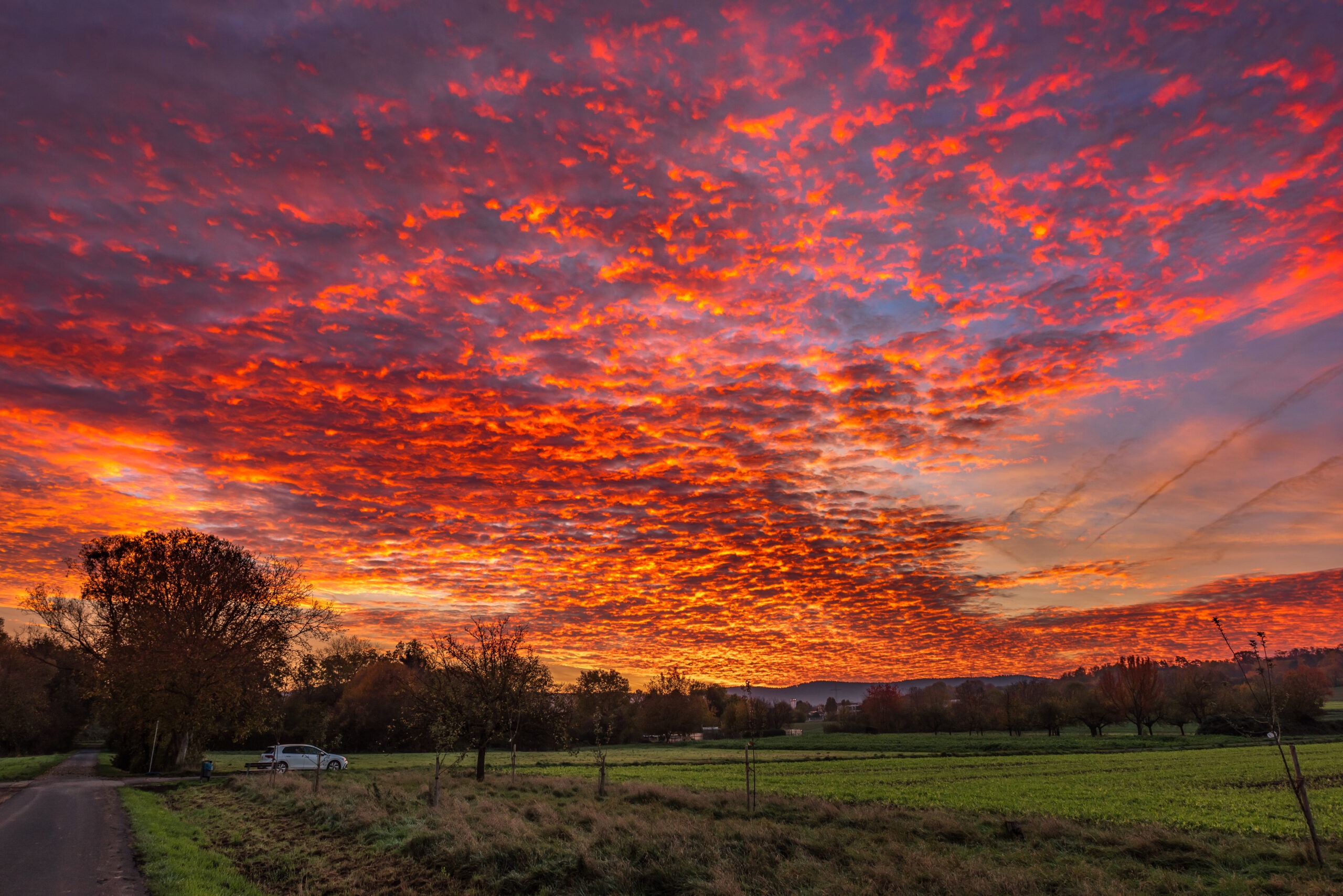 esistallesda.de ... Hiermit erkläre ich diesen Tag für beendet. Gute Nacht und gute Träume. DANKE R. für dein Abendrot!