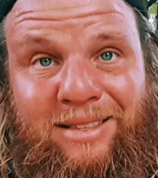 Es hat einen Grund warum du diesem Menschen nicht in die Augen schauen kannst. Manuel – Der Widder